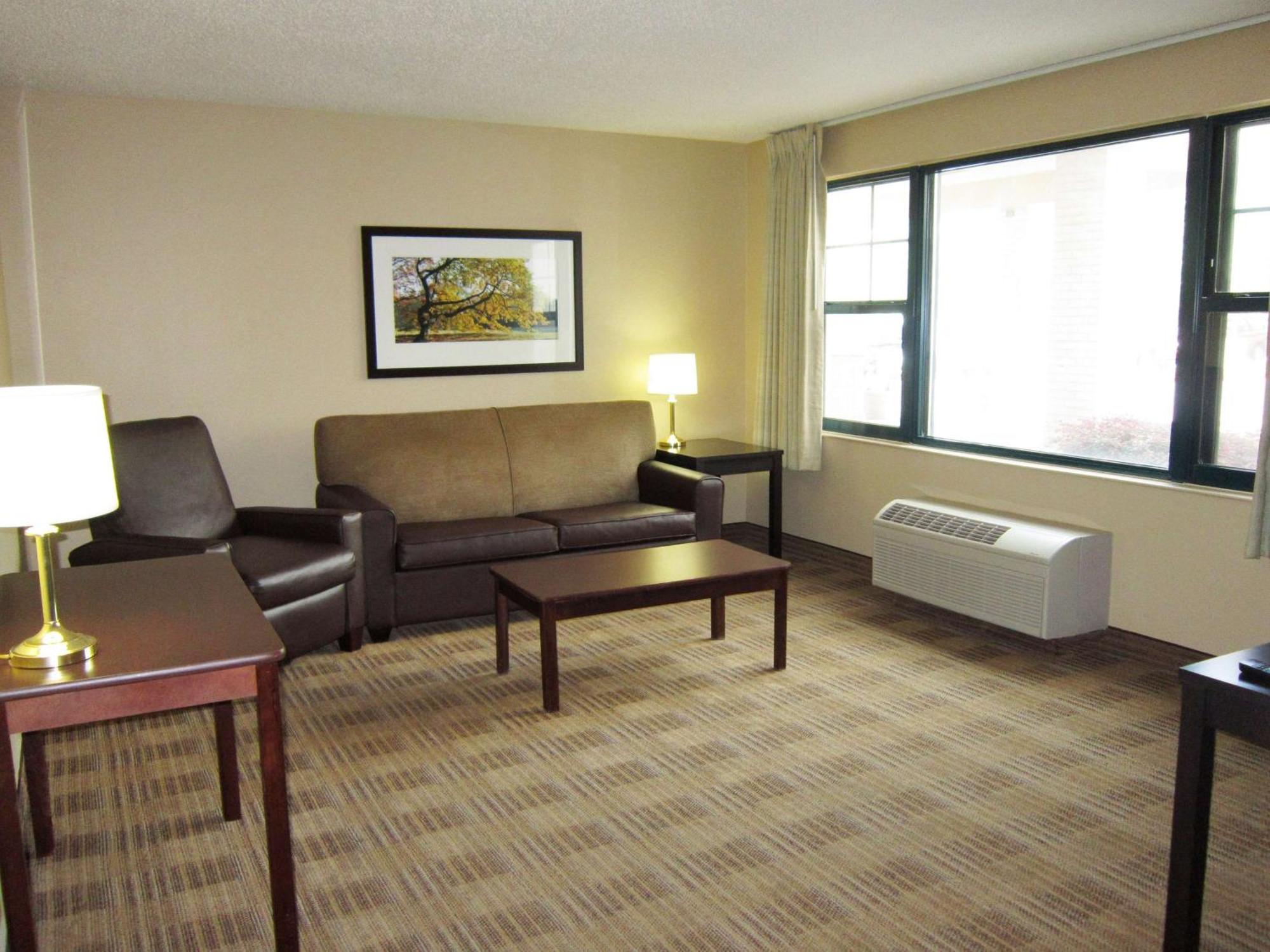 Extended Stay America Select Suites - Hartford - Manchester Eksteriør billede